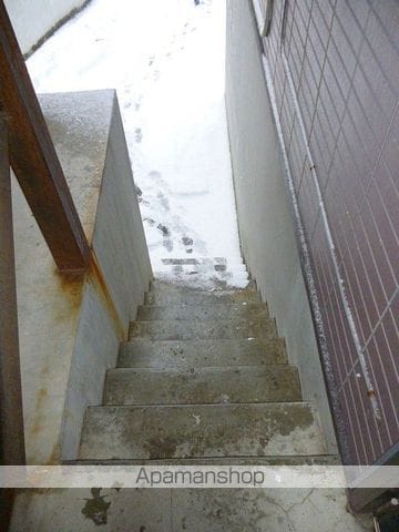 ドミール発寒の玄関写真