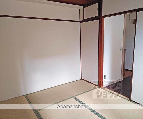 マンション皆栄の内装写真