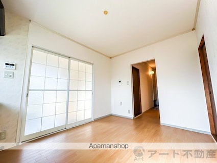 フレンドリーハイツ日野　Ｂ棟[3DK/56.1m2]のリビング・居間