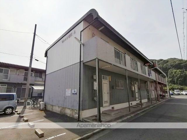 セレッソ吉岡 A棟の外観写真