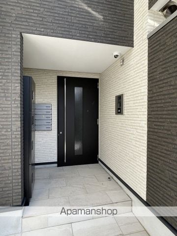 REGALESTーSMART SALVIAの玄関写真