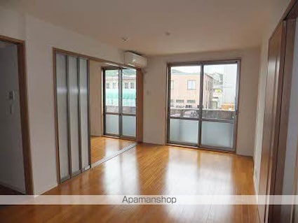 パークビレッジ　Ｂ棟[3LDK/65.99m2]のキッチン3