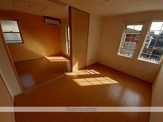 サニー・カーサー三番館Aの内装写真