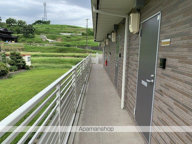 レオネクストエスポワールT VIの玄関写真