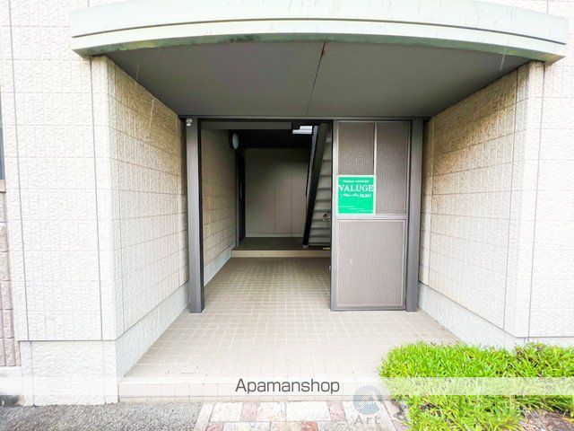 バリュージュM・Mの玄関写真