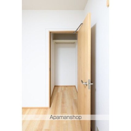 コンフォリア墨田三丁目[3LDK/71.21m2]の収納1