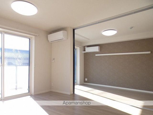 シャーメゾン本郷の内装写真