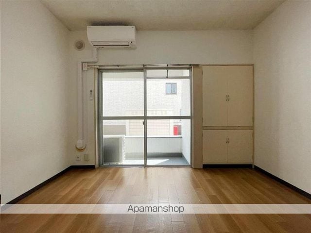 レンボーマンションの内装写真