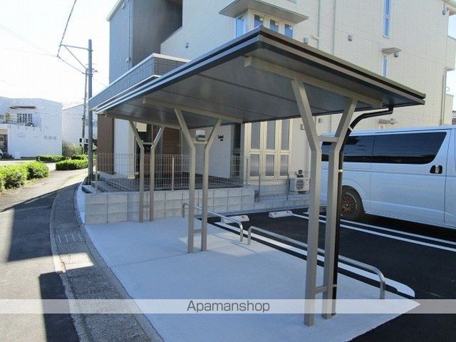 浜松市中央区 3階建 築2年の外観写真