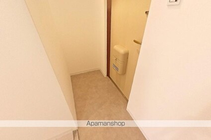 マーガレットパレス[1R/21.28m2]の玄関