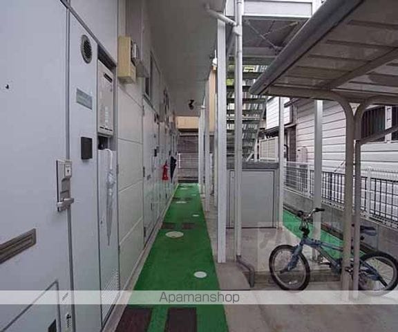 レオパレス勧修寺の外観写真