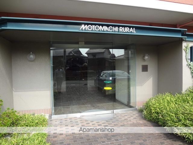 元町RURALの玄関写真