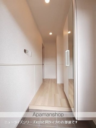 ロッソ・コルサ　Ⅰ[1LDK/50.01m2]の玄関