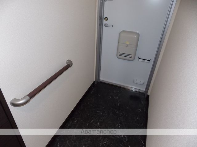 愛知県江南市五明町青木[1LDK/42.72m2]の玄関