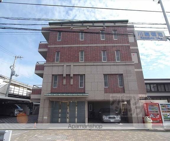 ドミトリィ御池の外観写真