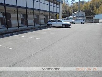 レオパレスウィンズ　ヒル[1K/23.18m2]の駐車場