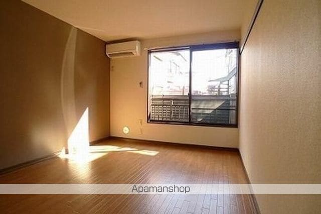 ペルテMTの内装写真