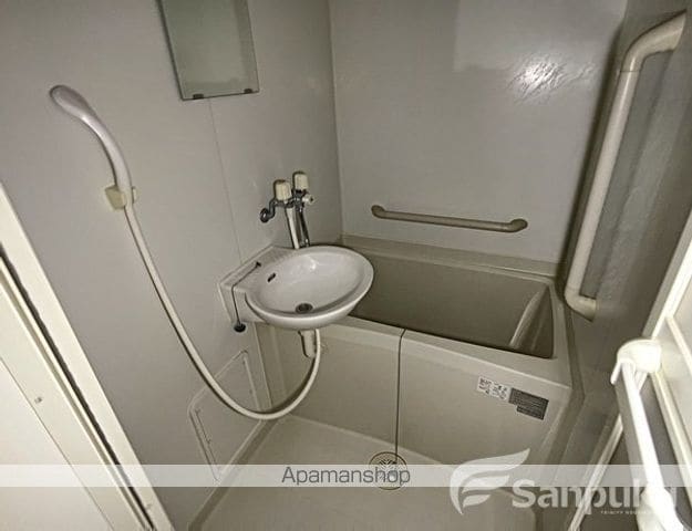 レオネクスト松山インターIIIの内装写真