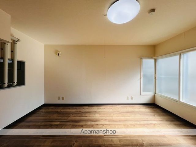 クレステージ宮前の内装写真