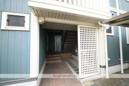 東京都八王子市小宮町[1LDK/32.85m2]のエントランス