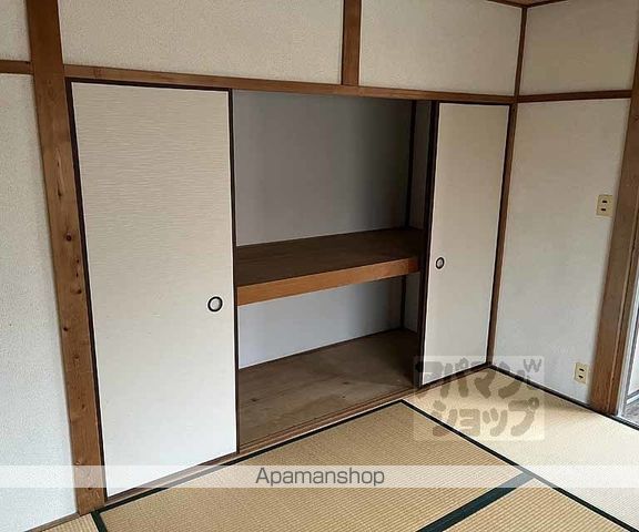 御陵ハイツの内装写真