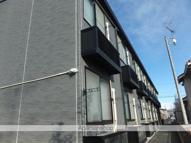 レオパレスシャラポワの外観写真