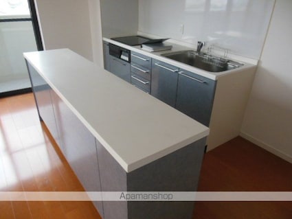 イストワール[2LDK/65.79m2]のキッチン