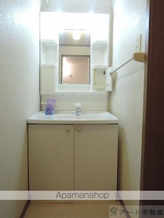 サントル吉藤Ｂ[2LDK/52.05m2]のトイレ