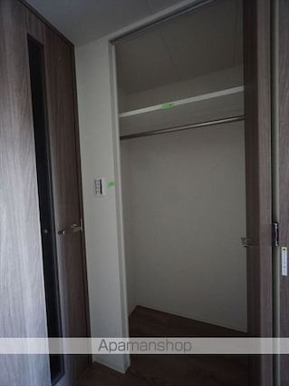 プレサンス名古屋ルクソリア[1K/21.09m2]の収納