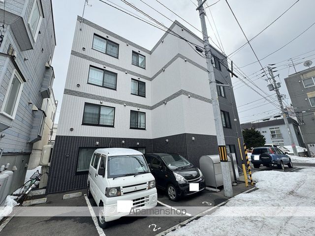 ラグジースペース東札幌の外観写真