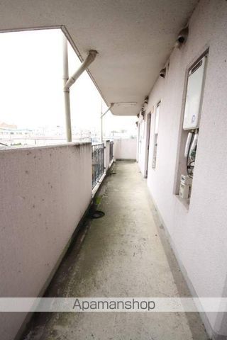 日豊本線 西都城駅 徒歩1分 3階建 築30年の玄関写真