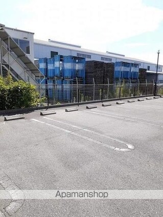 愛知県小牧市元町４丁目[1LDK/41.5m2]の駐車場1