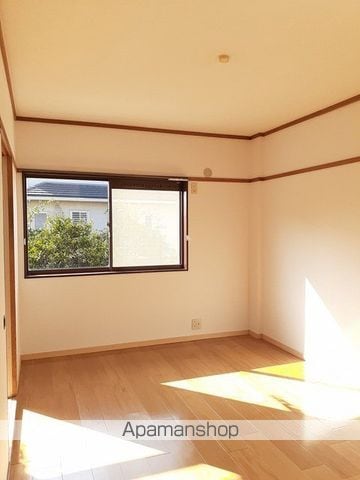 ファミール桂の内装写真