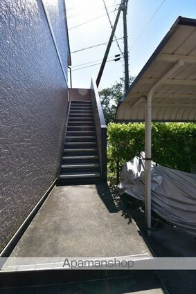 ドミール[1K/26.77m2]のエントランス2