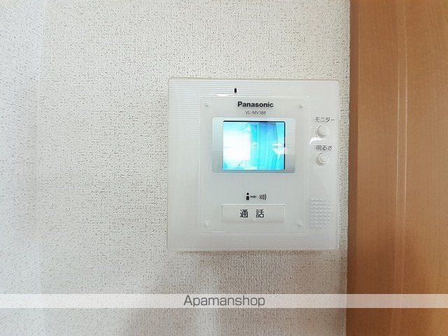キャビン E68の内装写真