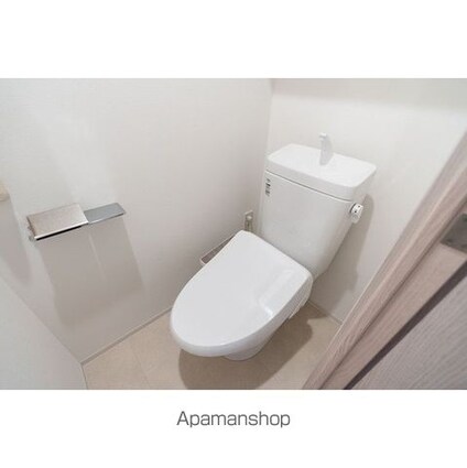 東京都江戸川区東葛西６丁目[3LDK/50.22m2]のトイレ