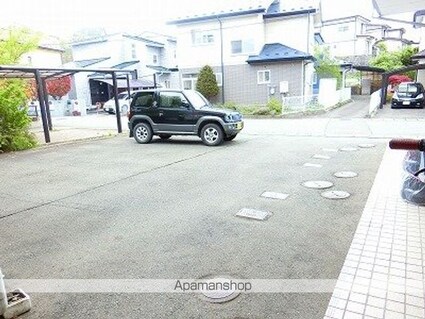 コート・ドール[2DK/39.74m2]の駐車場