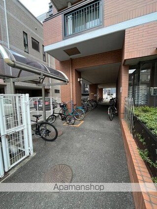 和歌山県和歌山市十番丁[1LDK/40m2]の共用部2