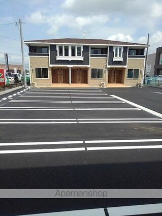 宮崎県宮崎市大字新名爪[2LDK/59.51m2]の駐車場