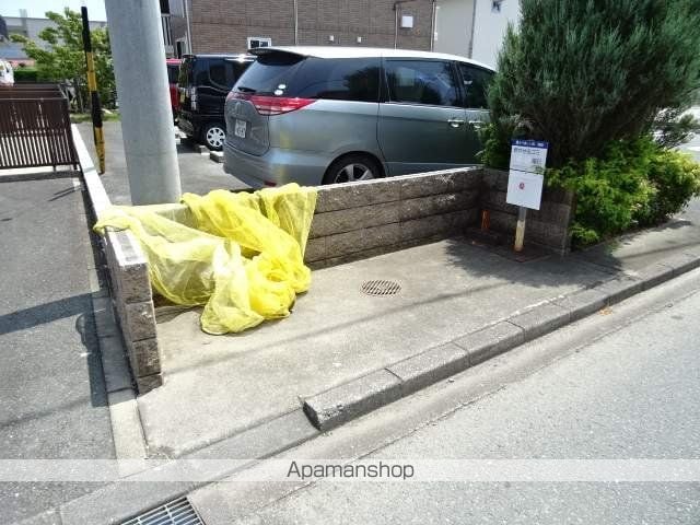 ピーノ・アーレ Bの外観写真
