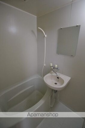 サンライフ元町Ｂ[1K/27.08m2]のバス