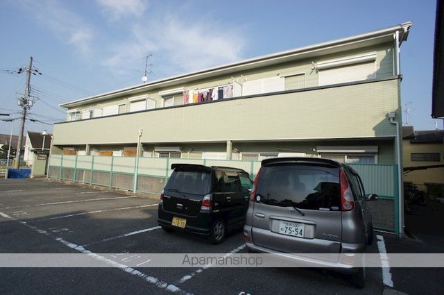 中津ハイツBの玄関写真