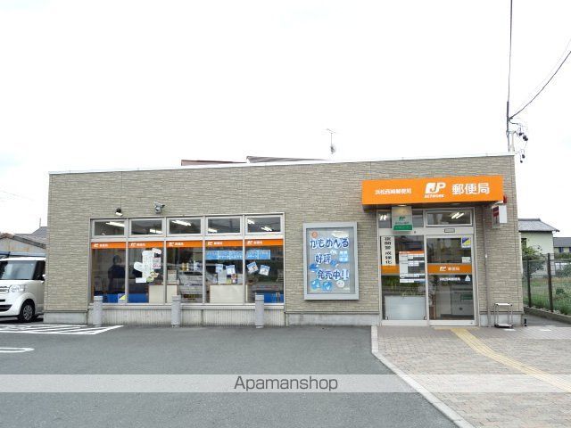 メインライトの周辺写真