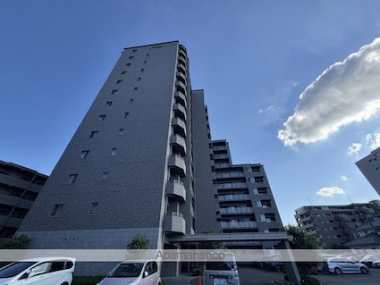 香川県高松市桜町２丁目[2SLDK/68.06m2]の外観2