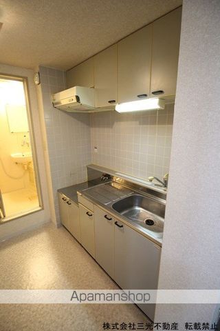 メゾンエクレーレ北35条の内装写真