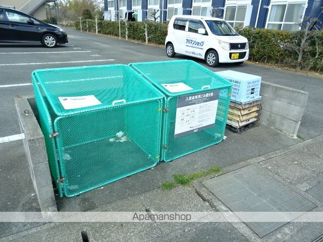 アミティエBの外観写真