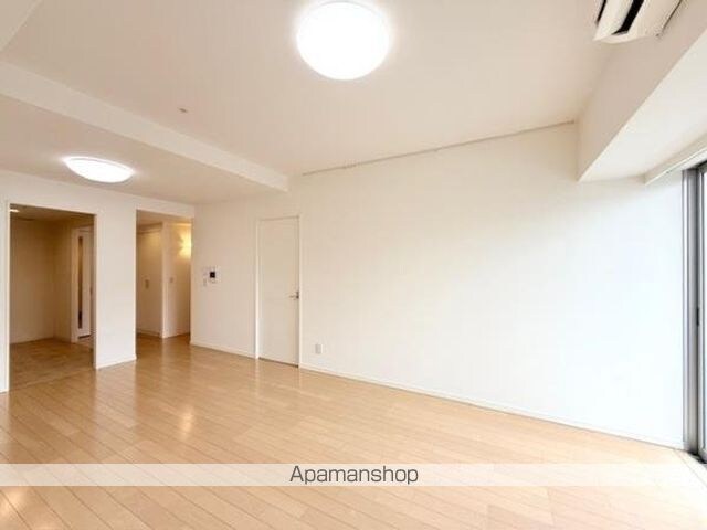 Ｂｒｉｌｌｉａ　ｉｓｔ　東雲キャナルコート[1SLDK/66.18m2]のリビング・居間4