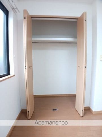 ティーズ・ウィンヒルIIIの内装写真