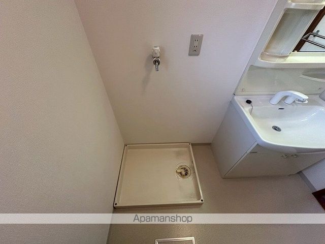 AT HOMEの内装写真