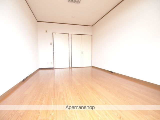 パークハイツ島内の内装写真
